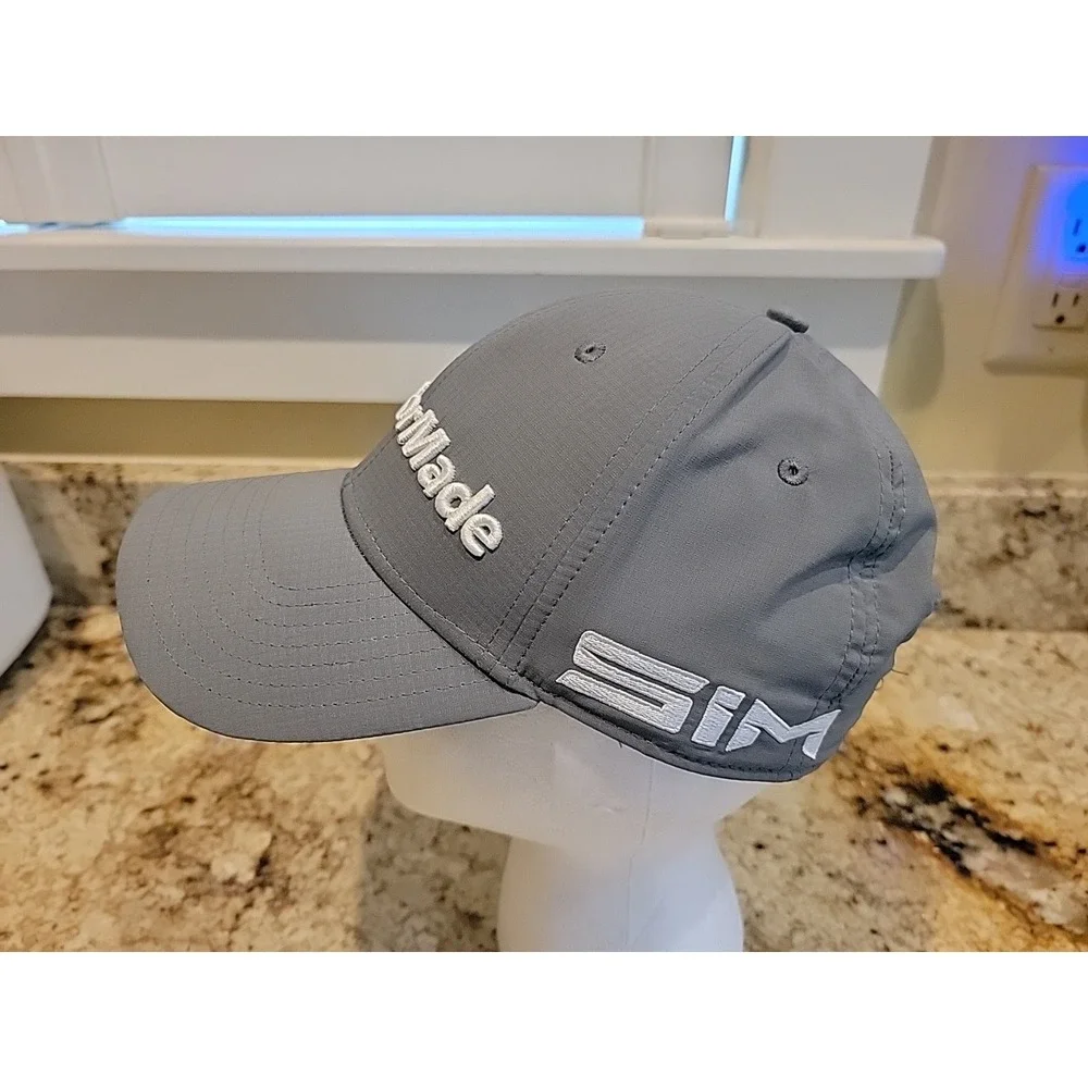 TaylorMade golf cap